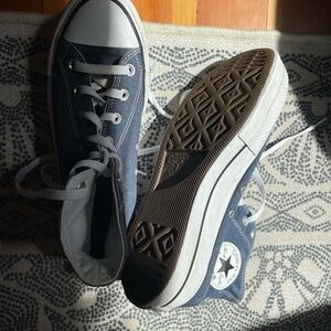 Navy platform converse